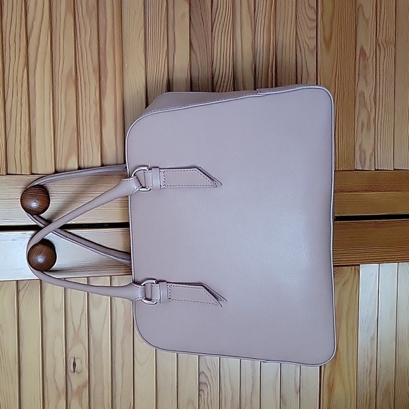 Coccinelle double handle crossbody tote in beige leather. - Picture 3 of 8